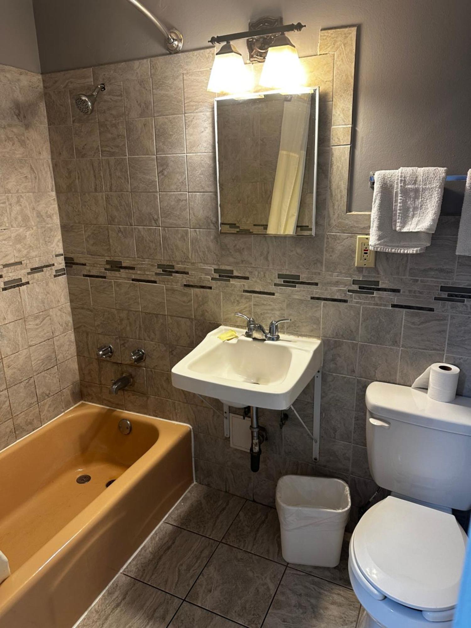 Apache Motel Чикаго Екстериор снимка